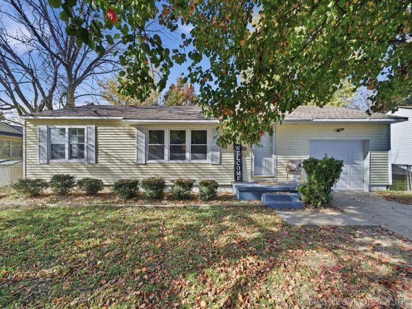 802 N Birch Street, Owasso, OK 74055