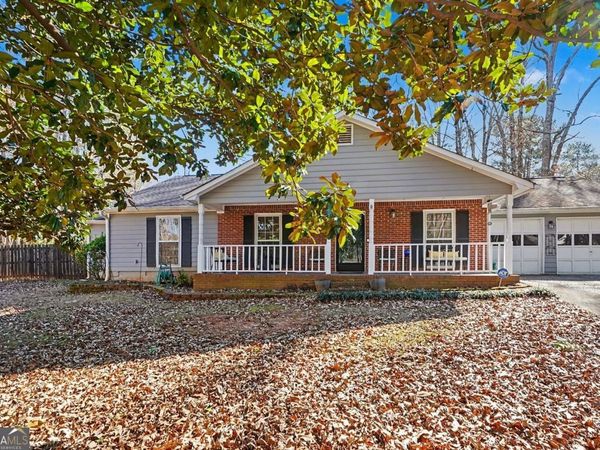 8671 Twin Oaks Drive, Jonesboro, GA 30236