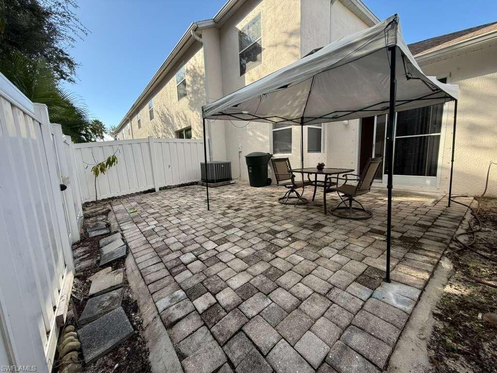 3616 Pine Oak Cir, Unit 101, Fort Myers, FL 33916 Photo