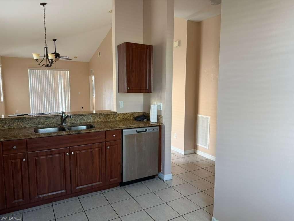 3616 Pine Oak Cir, Unit 101, Fort Myers, FL 33916 Photo