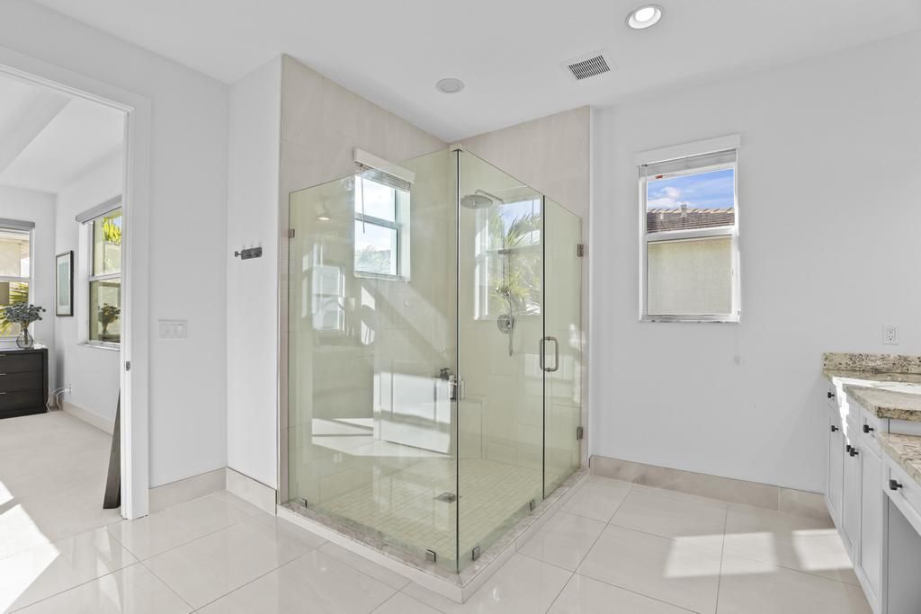 7037 Edison Place, Palm Beach Gardens, FL 33418 Photo