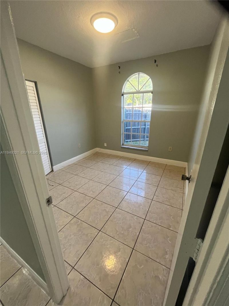 603 NW 97th St, Unit 603, Miami, FL 33150 Photo