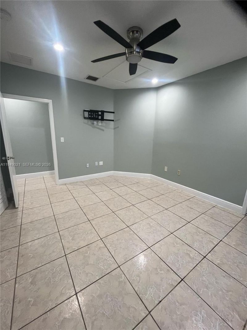 603 NW 97th St, Unit 603, Miami, FL 33150 Photo