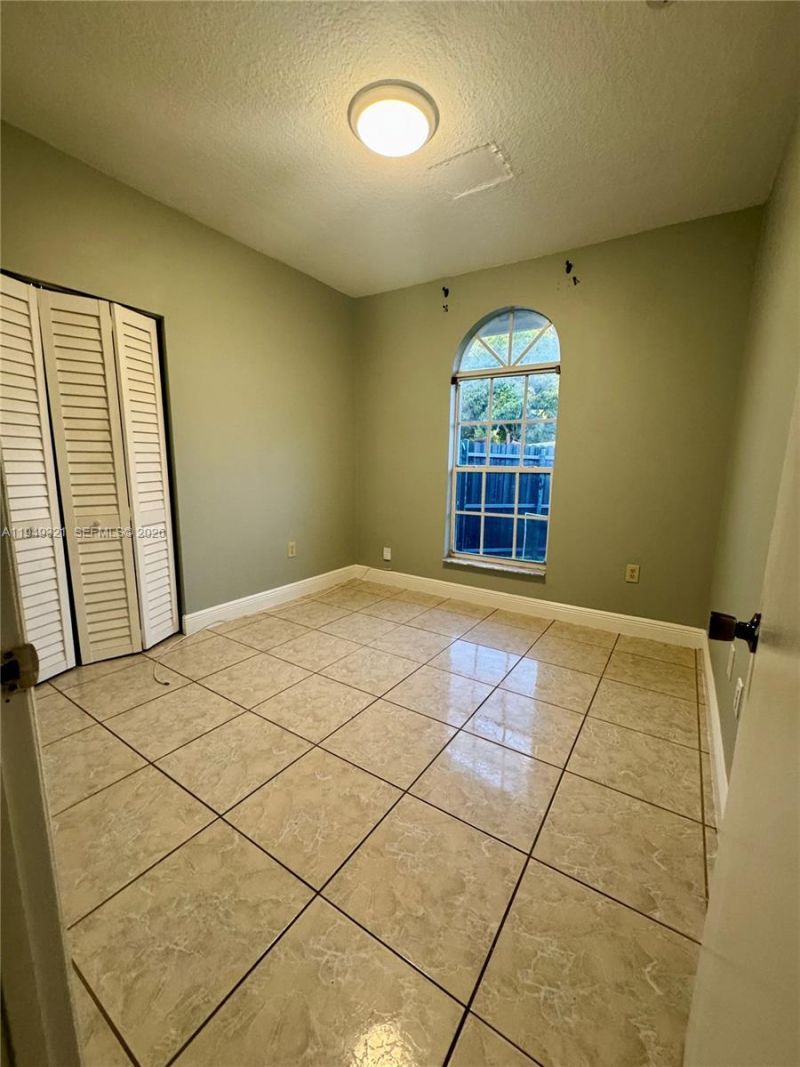 603 NW 97th St, Unit 603, Miami, FL 33150 Photo