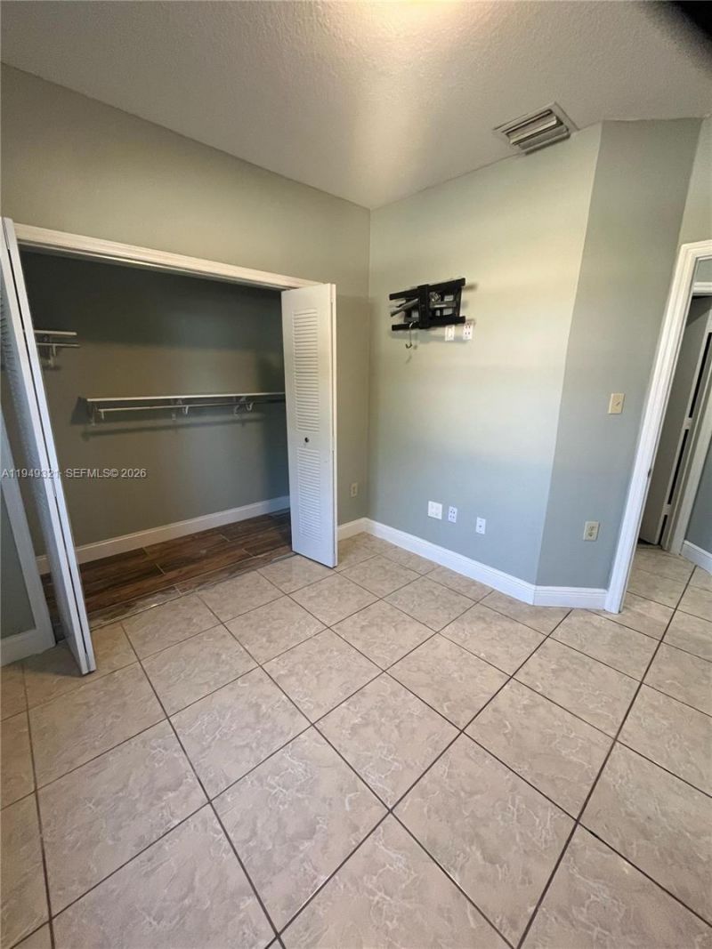 603 NW 97th St, Unit 603, Miami, FL 33150 Photo