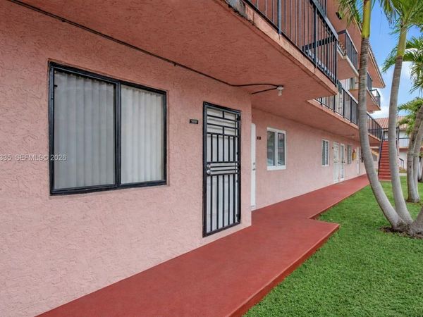 2178 W 60th St, Unit 18111, Hialeah, FL 33016