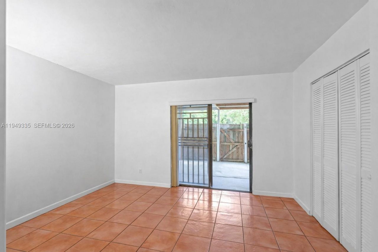 2178 W 60th St, Unit 18111, Hialeah, FL 33016 Photo