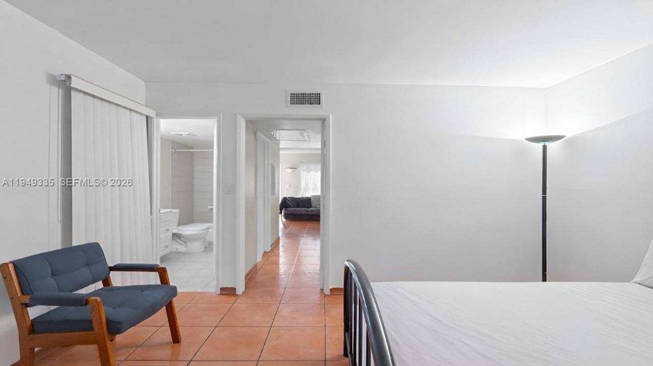 2178 W 60th St, Unit 18111, Hialeah, FL 33016 Photo