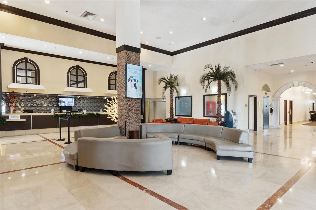 19201 Collins Ave, Unit 612, Sunny Isles Beach, FL 33160 Photo