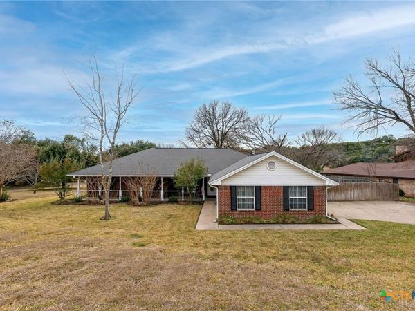 4501 Arrowhead Drive, Temple, TX 76502