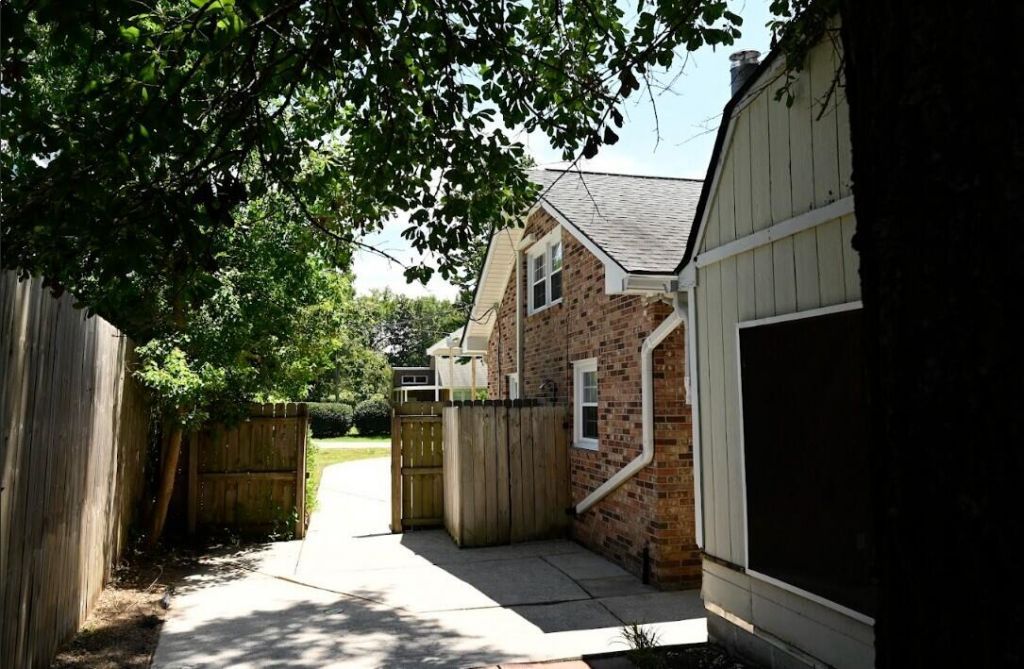 1265 Penny Circle Photo 37