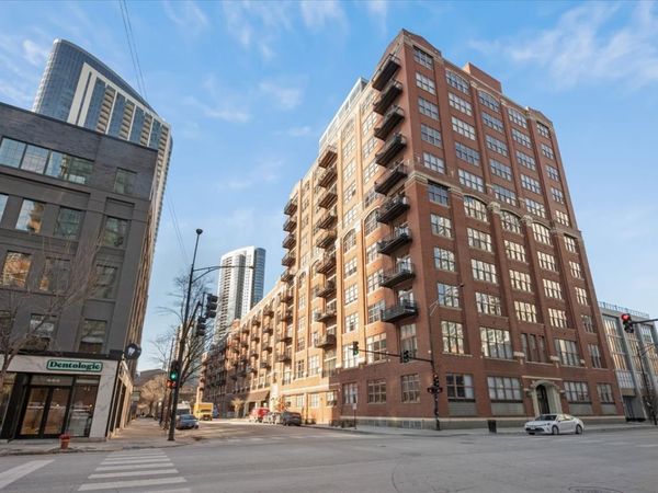 360 W Illinois Street, Unit 9A, Chicago, IL 60654