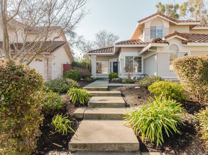 4 Marina Blue Ct, Sacramento, CA 95831 Photo