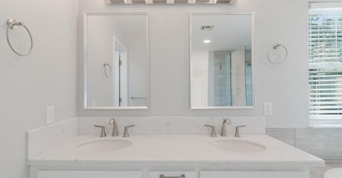 4 Marina Blue Ct, Sacramento, CA 95831 Photo