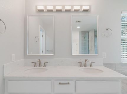 4 Marina Blue Ct, Sacramento, CA 95831 Photo