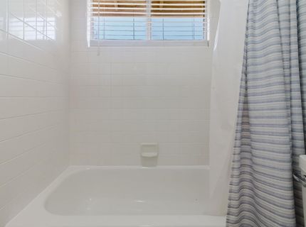 4 Marina Blue Ct, Sacramento, CA 95831 Photo