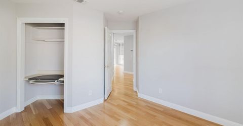 4 Marina Blue Ct, Sacramento, CA 95831 Photo