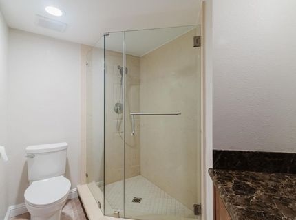 4 Marina Blue Ct, Sacramento, CA 95831 Photo