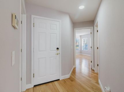 4 Marina Blue Ct, Sacramento, CA 95831 Photo