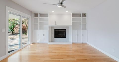 4 Marina Blue Ct, Sacramento, CA 95831 Photo