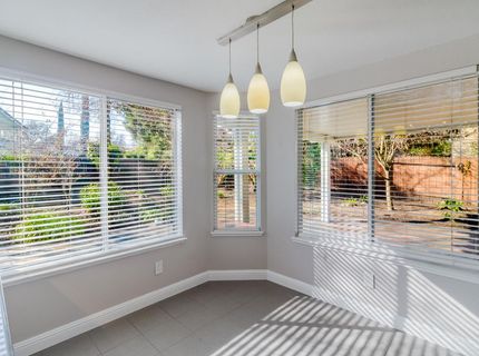 4 Marina Blue Ct, Sacramento, CA 95831 Photo