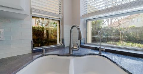 4 Marina Blue Ct, Sacramento, CA 95831 Photo