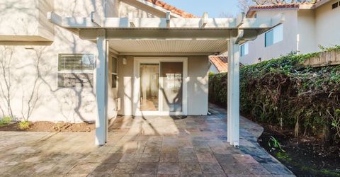 4 Marina Blue Ct, Sacramento, CA 95831 Photo