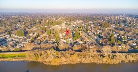 4 Marina Blue Ct, Sacramento, CA 95831 Photo