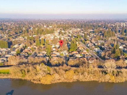 4 Marina Blue Ct, Sacramento, CA 95831 Photo