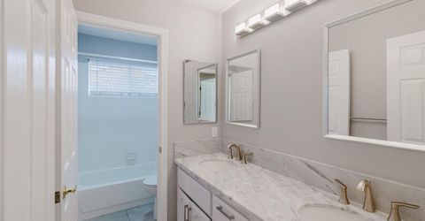 4 Marina Blue Ct, Sacramento, CA 95831 Photo