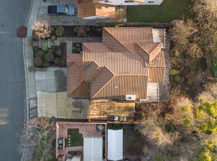 4 Marina Blue Ct, Sacramento, CA 95831 Photo