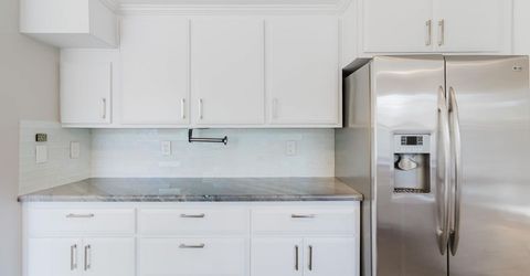 4 Marina Blue Ct, Sacramento, CA 95831 Photo