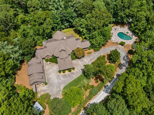 518 Grizzly Ridge Road, Lakemont, GA 30552