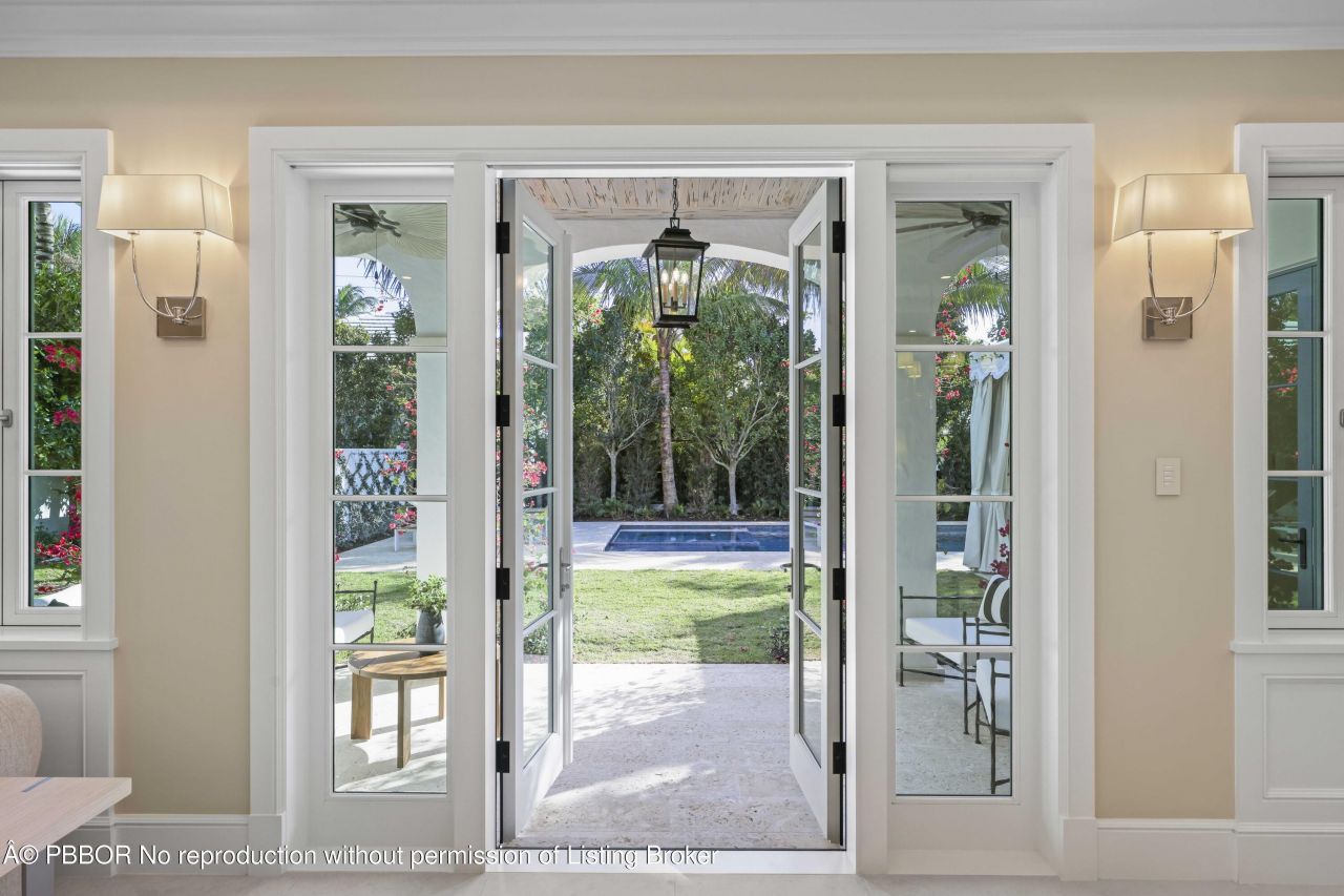 350 Seabreeze Avenue, Palm Beach, FL 33480 Photo