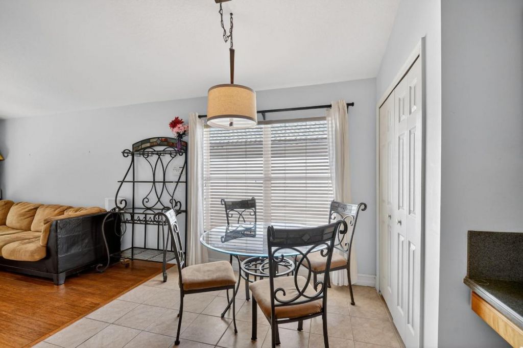 2725 Pointe Circle, Greenacres, FL 33413 Photo