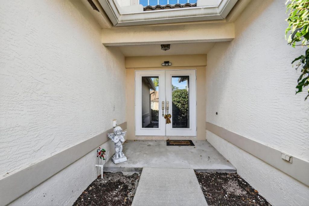 2725 Pointe Circle, Greenacres, FL 33413 Photo