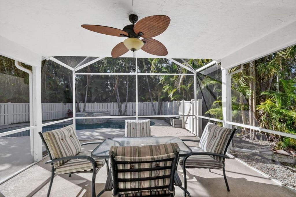 2725 Pointe Circle, Greenacres, FL 33413 Photo