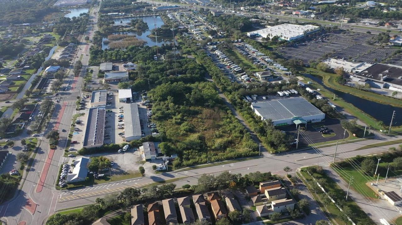 3775 SE Jennings Road, Port Saint Lucie, FL 34952 Photo