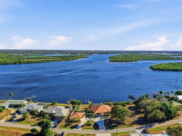 3260 PEACE RIVER DRIVE, PUNTA GORDA, FL 33983