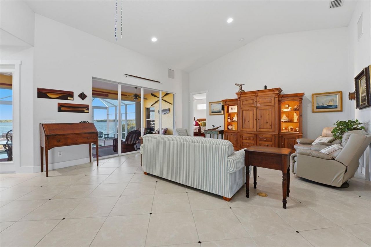 3260 Peace River Drive, Punta Gorda, FL 33983 Photo