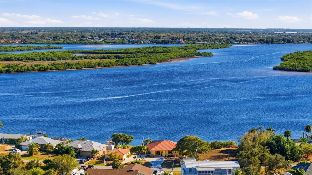 3260 Peace River Drive, Punta Gorda, FL 33983 Photo