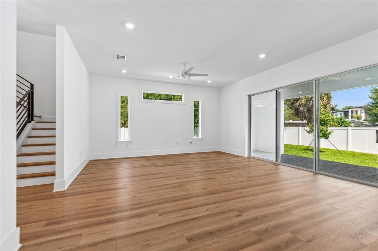 2923 W Elrod Avenue, Tampa, FL 33611 Photo