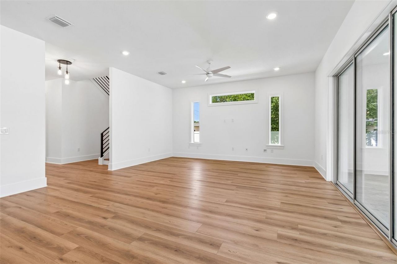 2923 W Elrod Avenue, Tampa, FL 33611 Photo