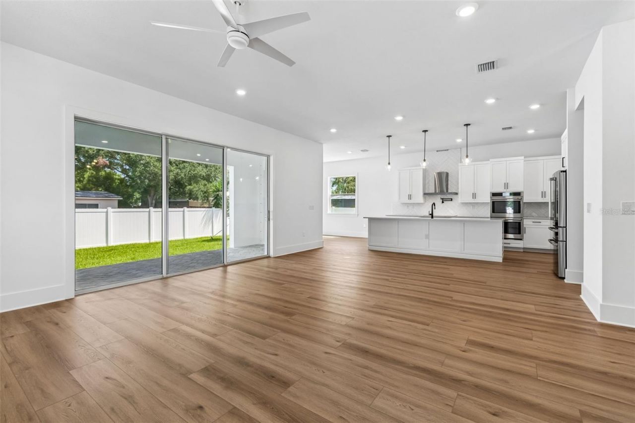 2923 W Elrod Avenue, Tampa, FL 33611 Photo