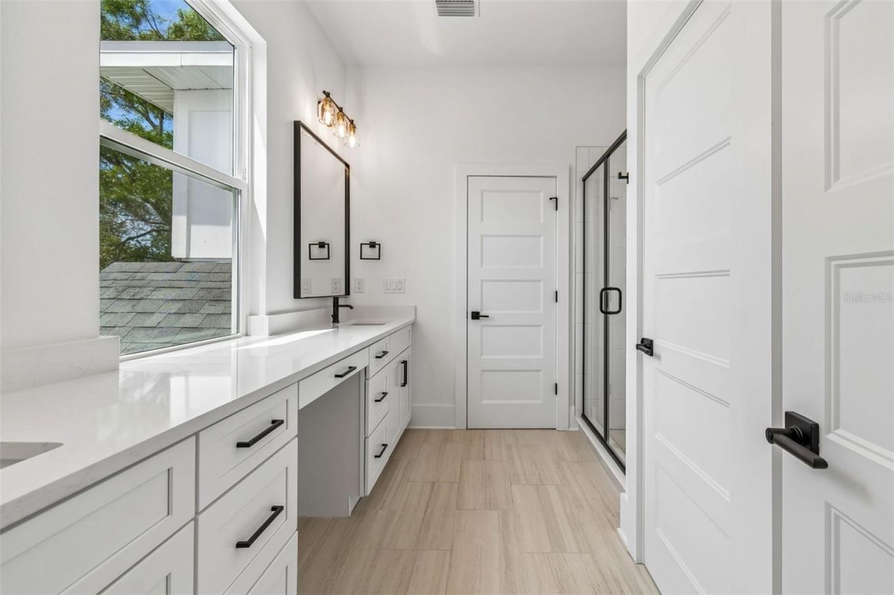 2923 W Elrod Avenue, Tampa, FL 33611 Photo