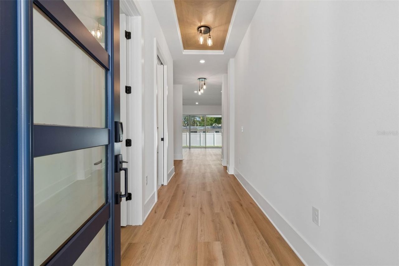 2923 W Elrod Avenue, Tampa, FL 33611 Photo