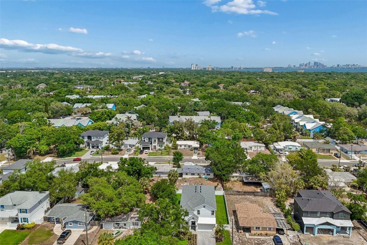 2923 W Elrod Avenue, Tampa, FL 33611 Photo