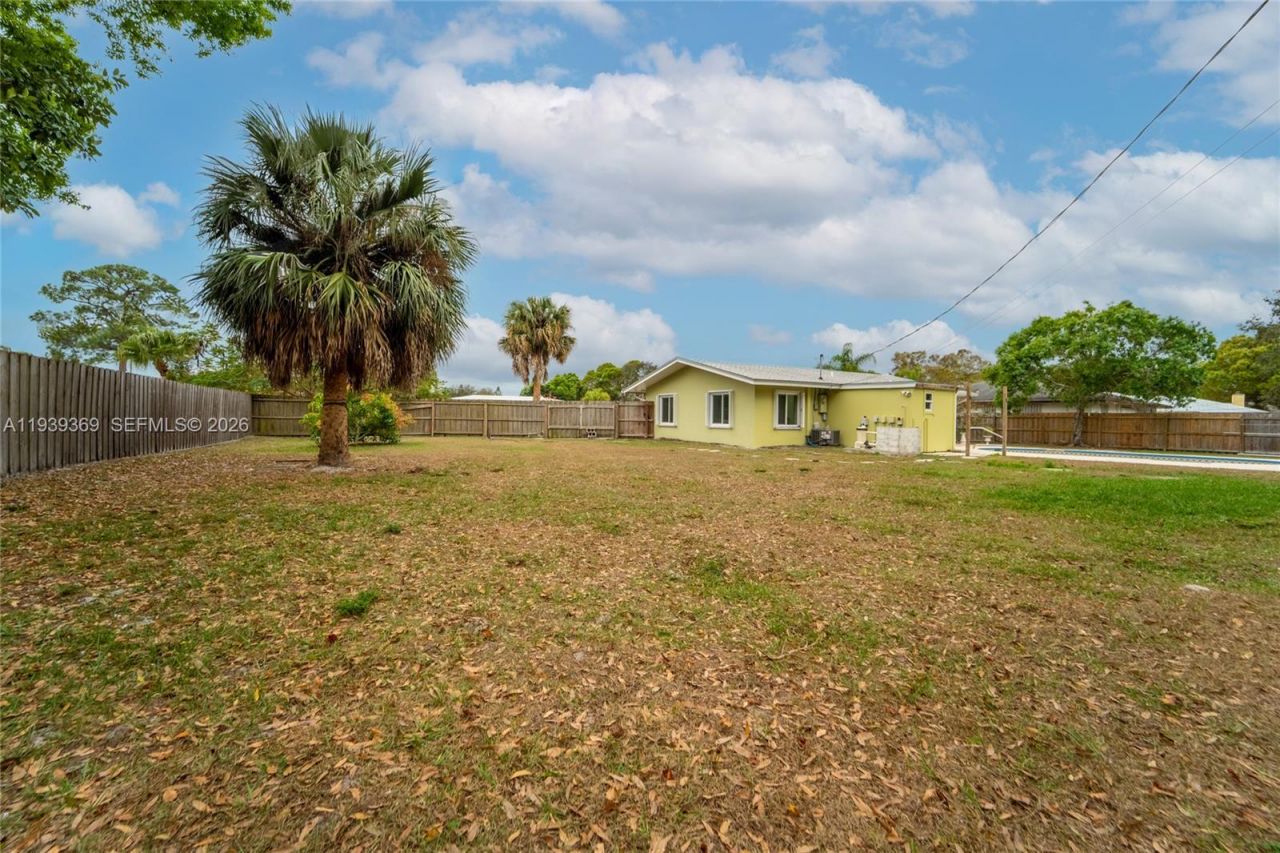 607 N Coconut Ave N, Port Saint Lucie, FL 34952 Photo