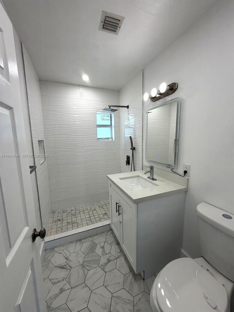 9900 Dominican Dr , Unit N/A, Cutler Bay, FL 33189 Photo