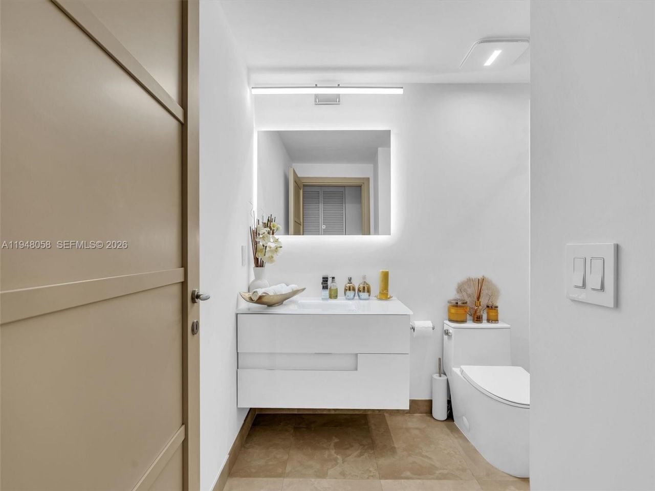 3340 NE 190th St, Unit 704, Aventura, FL 33180 Photo